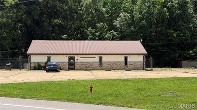 /international/us/1694-hwy-53-poplar-bluff-mo-110108884081/