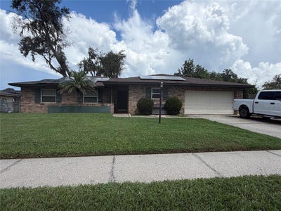 /international/us/814-shangri-la-drive-seffner-fl-110120082543/