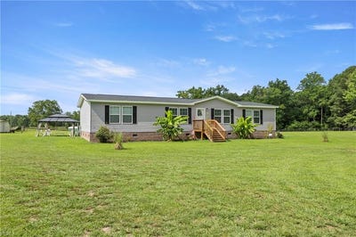 /international/us/10026-mill-swamp-road-smithfield-va-110101055687/