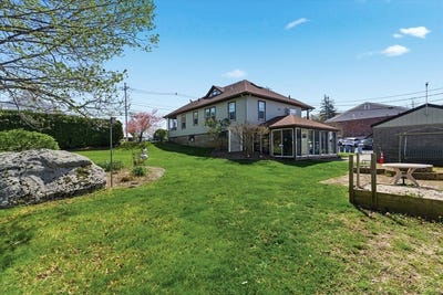 /international/us/4263-acushnet-ave-new-bedford-ma-110107826372/