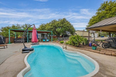 /international/us/800-texas-avenue-kingsland-tx-110107163770/