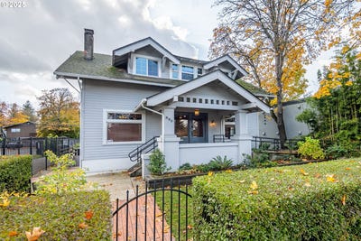 /international/us/990-w-7th-ave-eugene-or-110103382922/