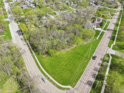 /international/us/st-charles-il-110108351017/