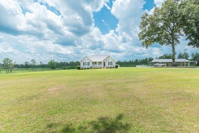 /international/us/2650-moore-road-barnwell-sc-110109138148/