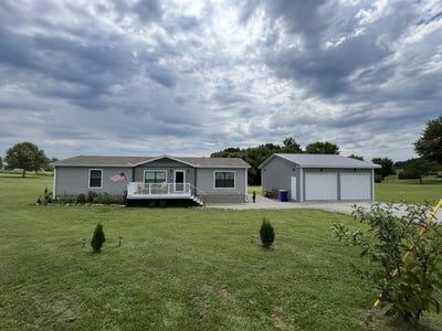 /international/us/9026-tompkinsville-road-glasgow-ky-110108131802/
