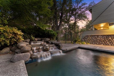 /international/us/15745-montgomery-ranch-road-redding-ca-110100927263/