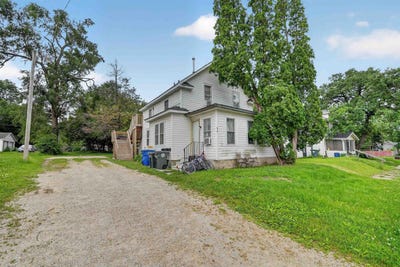 /international/us/314-lester-street-waterloo-ia-110109169137/