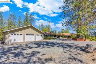 /international/us/10421-dexter-ln-coulterville-ca-110108766899/