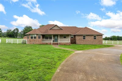 /international/us/4516-briarwood-drive-harrison-ar-110108425409/