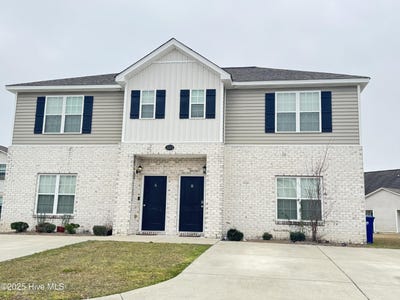 /international/us/2213-chavis-drive-greenville-nc-110107850920/