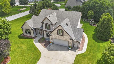 /international/us/13600-w-eagle-trce-new-berlin-wi-110109060238/