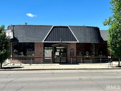 /international/us/419-n-walnut-street-bloomington-in-110108399464/