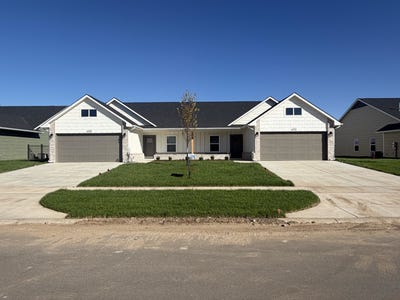 /international/us/12910-w-thorton-st-unit-100-wichita-ks-110119576833/