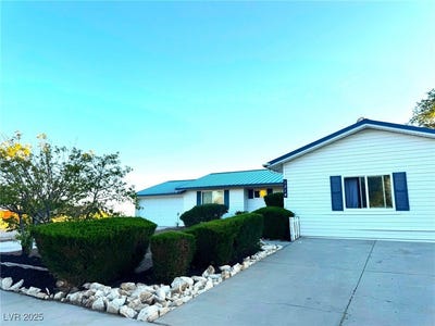 /international/us/1218-globe-mallow-lane-tonopah-nv-110100613261/