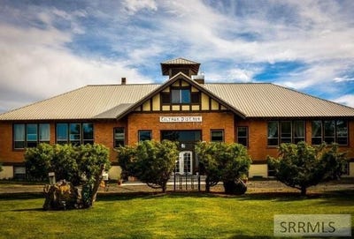 /international/us/1052-e-129-n-idaho-falls-id-110099768661/
