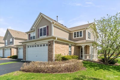 /international/us/407-bluegrass-parkway-oswego-il-110107391802/