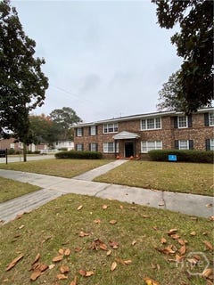 /international/us/139-e-55th-street-savannah-ga-110106947966/