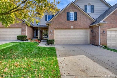 /international/us/8190-springdale-drive-white-lake-twp-mi-110120113185/