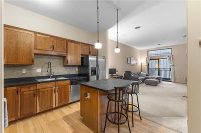 /international/us/270-4th-street-e-saint-paul-mn-110105272760/
