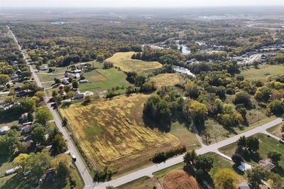 /international/us/5917-se-6th-avenue-pleasant-hill-ia-110109992698/
