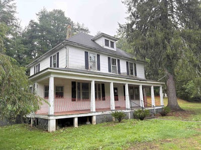 /international/us/1439-daniels-run-road-ne-check-va-110102331195/