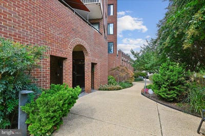 /international/us/100-severn-avenue-annapolis-md-110120537001/
