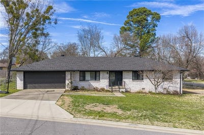 /international/us/3500-lucy-ln-fort-smith-ar-110105904419/