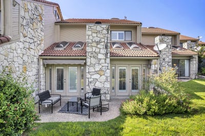 /international/us/109-sunshine-4-horseshoe-bay-tx-110107406544/
