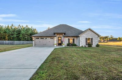 /international/us/321-frye-circle-caledonia-ms-110120456260/