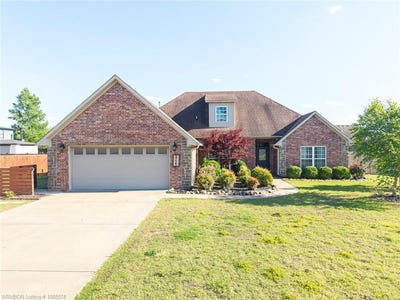 /international/us/3725-colfax-greenwood-ar-110107829777/