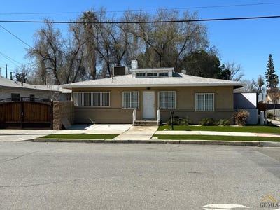 /international/us/2225-d-street-bakersfield-ca-110097481315/?lang=en