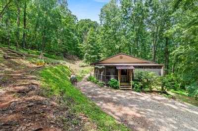/international/us/210-mcdaniel-lane-suches-ga-110108823714/