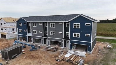/international/us/6335-devil-s-lake-way-mcfarland-wi-110120030402/