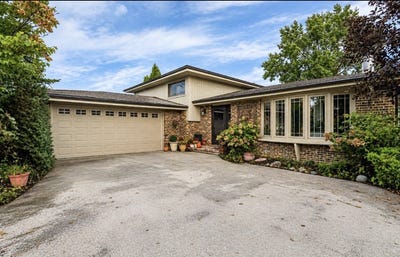/international/us/8740-w-99th-street-palos-hills-il-110120108873/