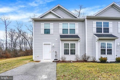 /international/us/3567-kortni-drive-dover-pa-110097889065/