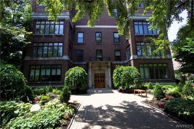 /international/us/900-delaware-avenue-buffalo-ny-110108295224/