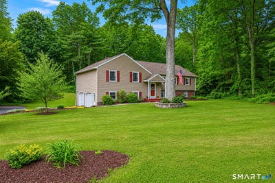 /international/us/37-madison-lane-simsbury-ct-110108477472/