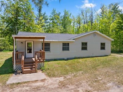 /international/us/2075-lone-pine-gaylord-mi-110108553235/