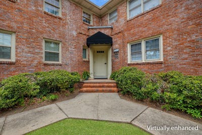 /international/us/504-e-pensacola-st-tallahassee-fl-110107548880/