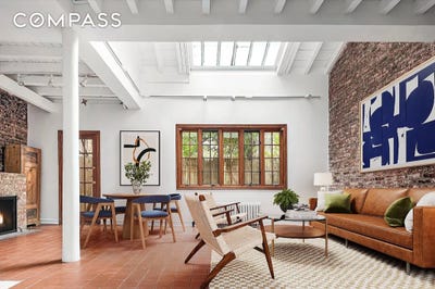 /international/us/61-perry-street-new-york-ny-110106217313/