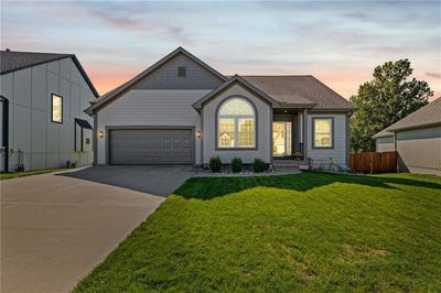 /international/us/8131-ne-97th-street-kansas-city-mo-110120029369/