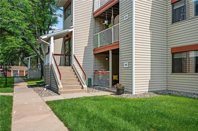 /international/us/350-shelard-parkway-saint-louis-park-mn-110101423631/