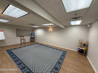 /international/us/935-main-street-matawan-nj-110108747665/