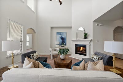 /international/us/9809-brazoria-trail-fort-worth-tx-110106755615/