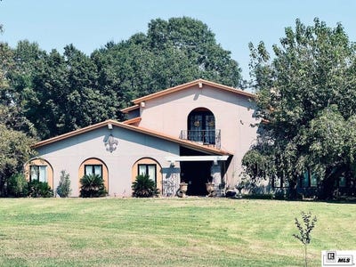 /international/us/785-highway-587-oak-grove-la-110110177064/