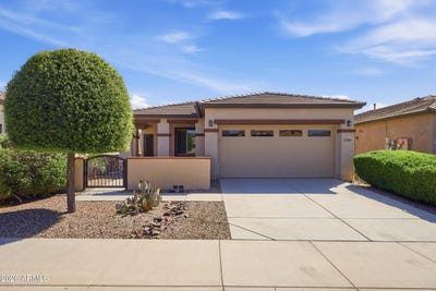 /international/us/17881-w-silver-fox-way-goodyear-az-110106553476/