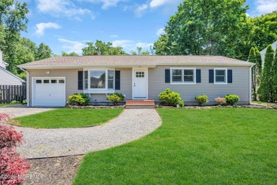 /international/us/12-market-street-red-bank-nj-110108452275/