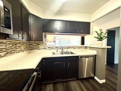 /international/us/922-harbor-house-drive-madison-wi-110101056172/