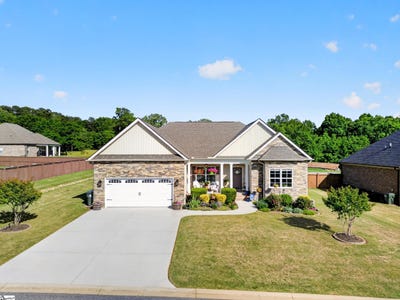 /international/us/205-cedar-knoll-way-greer-sc-110107635314/