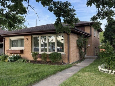 /international/us/2185-lee-street-des-plaines-il-110108415692/